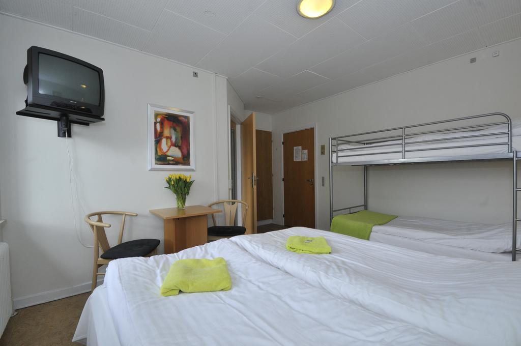 Thyregod Kursuscenter Hotel Room photo